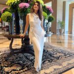 Archana Instagram - Coz #white is all #colors in one …. Too see who gave me this great look … go to the last two slides :D Wearing @zara Hair @sundarampandey MUA @ayazkhan5621_ Event @vedarehabandwellness new app @letsgethappi . . . #host #applaunch #mumbai #host #event #mumbai #letsdothis JW Marriott Mumbai Juhu