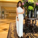 Archana Instagram - Coz #white is all #colors in one …. Too see who gave me this great look … go to the last two slides :D Wearing @zara Hair @sundarampandey MUA @ayazkhan5621_ Event @vedarehabandwellness new app @letsgethappi . . . #host #applaunch #mumbai #host #event #mumbai #letsdothis JW Marriott Mumbai Juhu