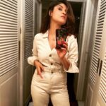 Archana Instagram - In my #walkincloset . . . #iphone14 #pro #shotoniphone #home #selfie #mirrorfie #walkinwardrobe #preshoot #clickclick