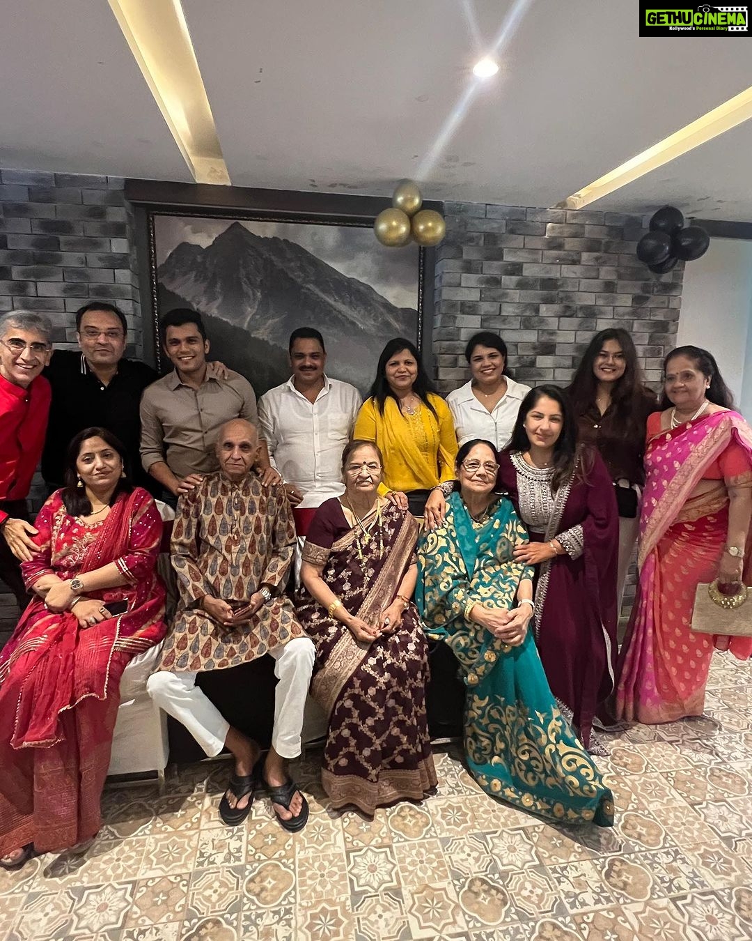 Archana Instagram - The Panias’ for #chachee ji 💥🩷☄️🧿💯🫶🥲🥹 #family