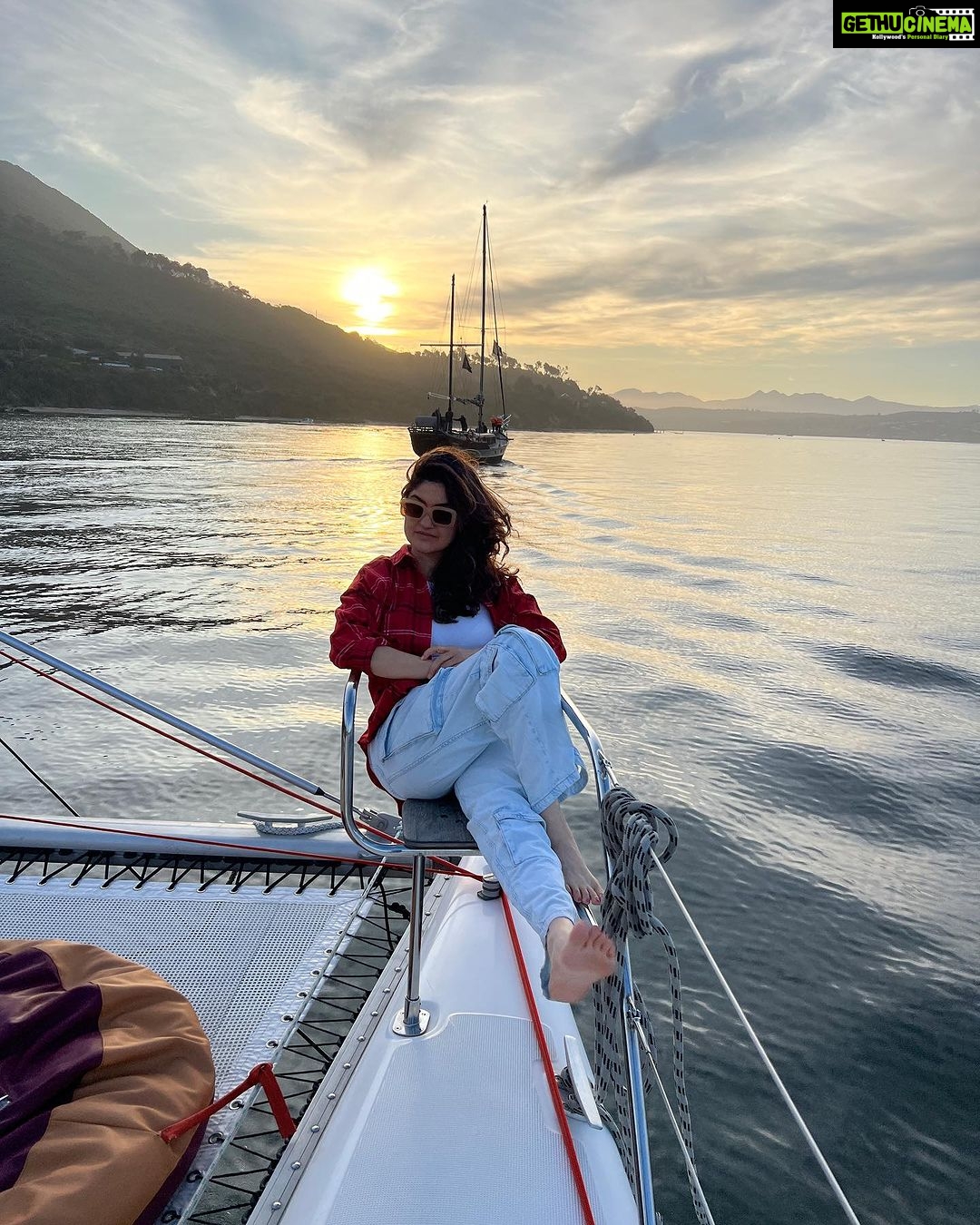 Archana Instagram - Magical #knysna & even more #mesmerizing #sunsets . . . 🌤️ Knysna, Western Cape