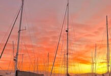 Archana Instagram - Magical #knysna & even more #mesmerizing #sunsets . . . 🌤️ Knysna, Western Cape