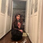 Archana Instagram – I think main #junglee hee achee hoon!
💄 @the_colour_pallete 
Hair @sundarampandey 
👗 @worldofasra 
💎 @azotiique 
.
.
.
#bollywoodhungamaottindiafest #mumbai #ott #awards #worldofasra #black #blackisbeautiful #gown #ootd #style #fashion #poser #pose Seven Bungalows