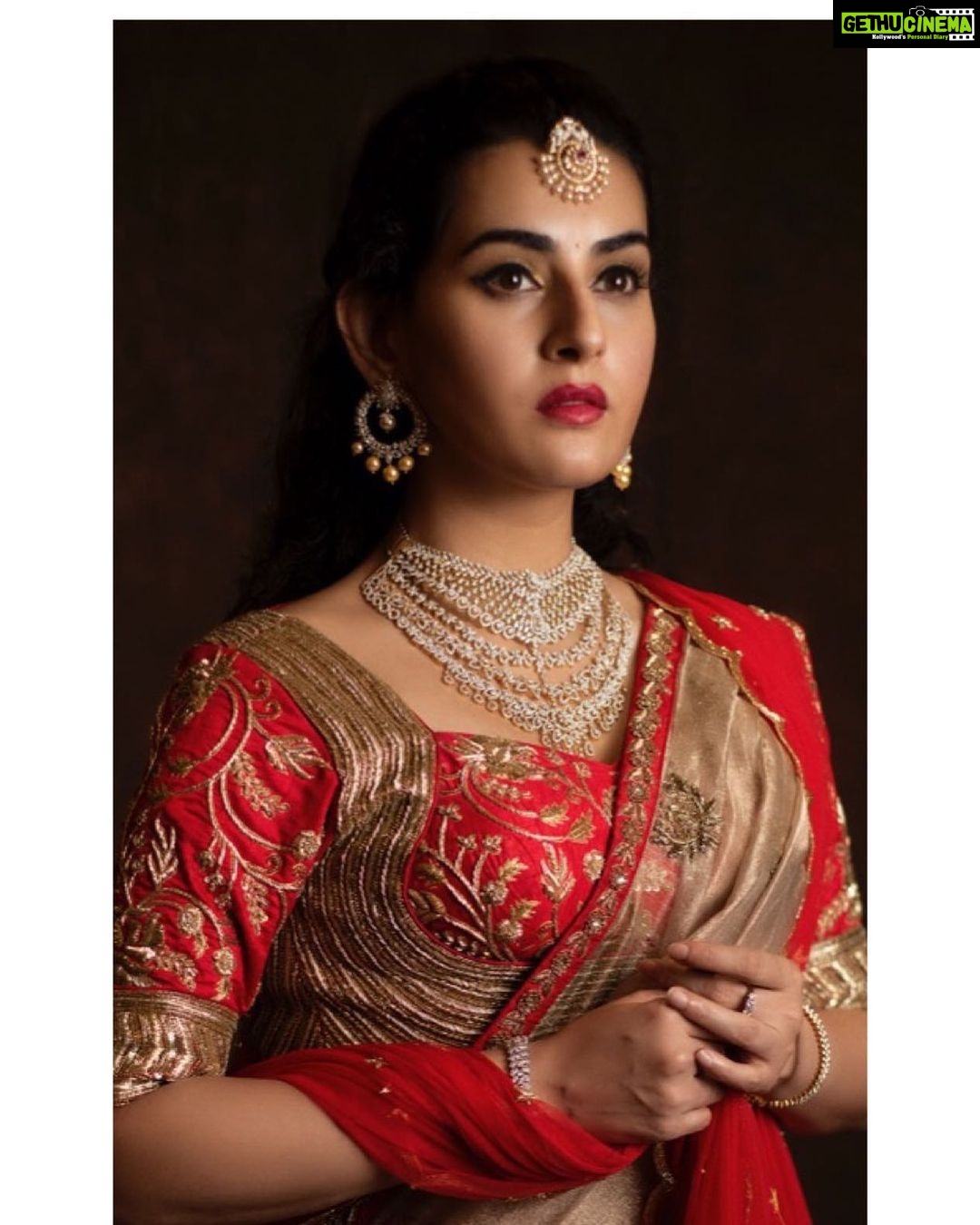 Archana Shastry Instagram - 😊 📸 @jimmynomula @ramugajjala 👗 @archithanarayanamofficial