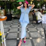 Archana Vijaya Instagram - 33 weeks pregnant and trying to dress in theme, all thanks to @rohitgandhirahulkhanna ! Alice in Wonderland 🌸🍼🍄♥️🍬🐰