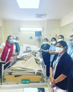 Archana Vijaya Instagram - My father came home, on his birthday, after a month in ICU, we nearly lost him, but he was brought back to life by the relentless effort of all the ICU nurses and doctors @theapollohospitals . I am forever in your debt . 🙏🏼

The road to recovery is going to be challenging to say the least, but as usual I’m hoping for the best . 🙏🏼

It’s been a life altering experience for me as well…. But more on that later……. 😊