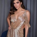 Archana Vijaya Instagram - Just casually hanging out on a Tuesday…….. ✨✨ Head over to my story for the true situation ! 😝😂 Makeup - @jida.mua Hair - @paanita_hairdo Outfit - @lolabysumanb