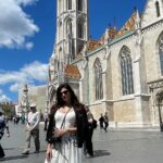 Archana Vijaya Instagram - Once a tourist, always a tourist. 😜 Even though I have been to Budapest thrice before and seen all the famous monuments, I still love to revisit them again and again because history, art and architecture never cease to amaze me ! I love Budapest bcoz while it’s got European charm, it’s also very edgy and cool ! 💯💯 Buda Castle, Budapest