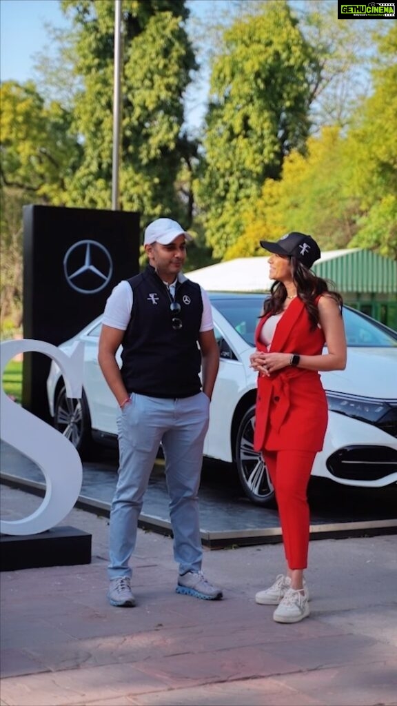 Archana Vijaya Instagram - A beautiful day indeed ! ☀⛳ 🚘 It was great catching up with the players, and the Managing Director of @mercedesbenz.tandtmotors - Rohan Talwar, the man of the hour, who emphasises that PASSION is at the heart of everything they do at T&T Motors ! Kudos to them on completing 25 years ! 🙌🏼 Here’s to many more ! 🥂