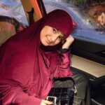 Arishfa Khan Instagram - Kuch to chahat hogi In barishon ke boondon ki, Warna kaun girta hai is zameen par Aasmaan tak pahunchne ke baad.♥️🥀🌧️ New YouTube video is out. Go and watch✨