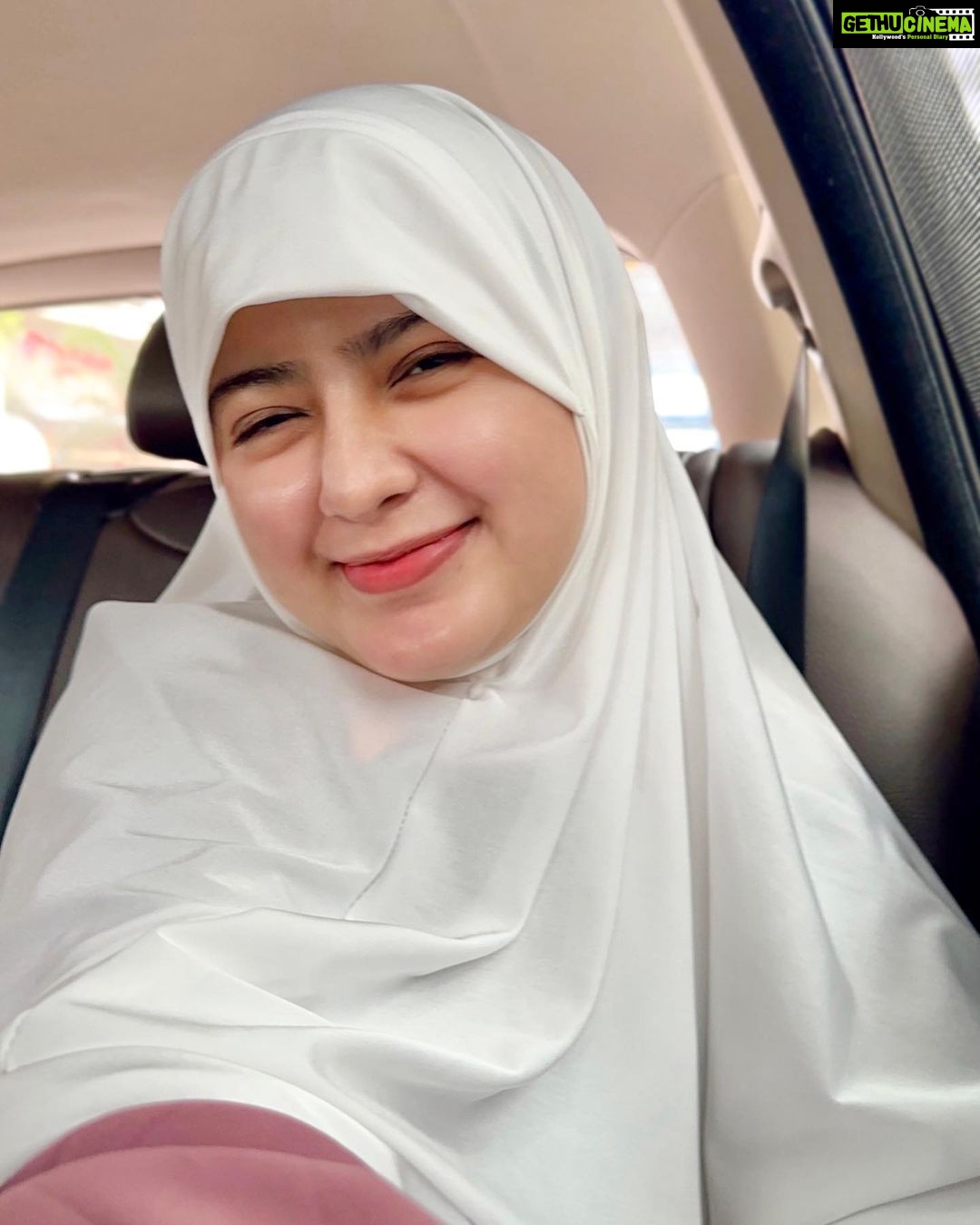 Arishfa Khan Instagram - Assalamualaikum Warahmatullahi Wabarakatuh Jummah Mubarakš¤
