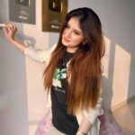 Arishfa Khan Instagram - <3 of gold✨💛💫