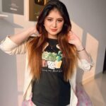 Arishfa Khan Instagram - <3 of gold✨💛💫