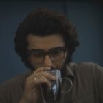 Arjun Kapoor Instagram – Calm in kaam ☕️🌧️

#monsoon #coffee #mood