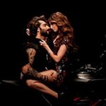 Arjun Kapoor Instagram - Har baar Hero-Giri nahi hai zaroori 😉 Swipe right to see Gautam in his element ➡️🦹🏻‍♂️ #1YearOfEkVillainReturns #HappyVillaintinesDay