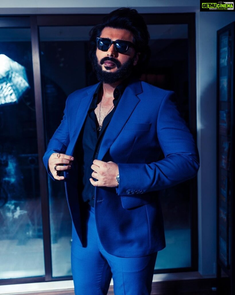 Arjun Kapoor Instagram - Bawaal in Blue 💙😎