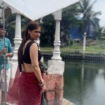 Arti Singh Instagram - 10 th January 2007 first time I faced camera for tv industry. My first show maayka on zee tv . After 17 years I’m shooting at same place . Given a lot . And grateful that I got also lot of love . Yes it took almost 12 years to be known by my own identity . No work and no recognition also gave me lot of doubt on my caliber. But the only thing which I dint let go was the fighting spirit . I never gave up . I might hv stumbled but again got up . Dreams might take time to get fulfilled but it wil happen one day . Stay strong . ❤️ and thank u to my producers who gave me chance to work in their shows . And I think I was so blessed no one ever stopped my payment . Blessed ❤️🙏