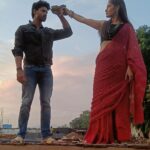 Arti Singh Instagram - Hero verses villain #shravani #shemarooumang #instagood #instagram @ravindragautamofficial @raghuvir.shekhawat