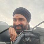 Arun Vijay Instagram - Luv you all!!❤️🤗 #spreadlove