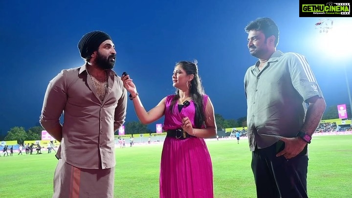 Arun Vijay Instagram - நட்சத்திர கூட்டம் ✨ 📺 காணுங்கள் | TNPL | Final #LKKvsNRK | 7PM | Star Sports தமிழில் #NammaOoruNammaGethu #TNPL #LKK #NRK #ALVijay