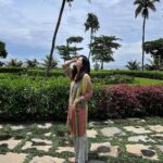 Asha Negi Instagram - Nature & I..!! A match made in heaven!🤍✨ Amal Tamara