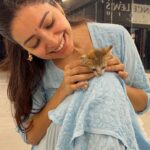 Asha Negi Instagram - Chinchin Coco won’t let me enter the house today!🫣 😻