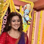 Ashi Singh Instagram - Hathi Ghoda Palki JAI KANHAIYALAL KI 🙏🏻🌸