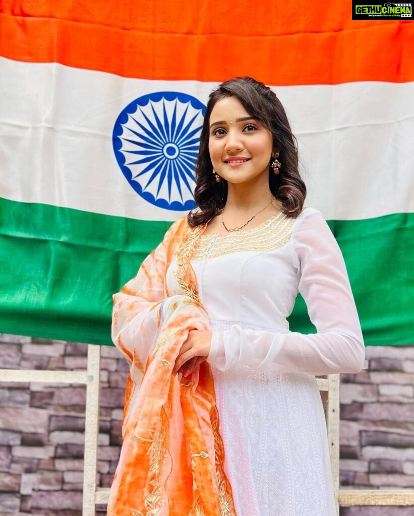 Ashi Singh Instagram - Happy Independence Day 🇮🇳