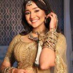 Ashi Singh Instagram - Ye usi shaadi ke photos hein jo prove nahi ho pa rahi 😵‍💫🤪 #Meet #MeetOnZeeTV #SuMeet #MeetBadlegiDuniyaKiReet #AshiSingh #AshiAsMeet #AshiAsSumeet