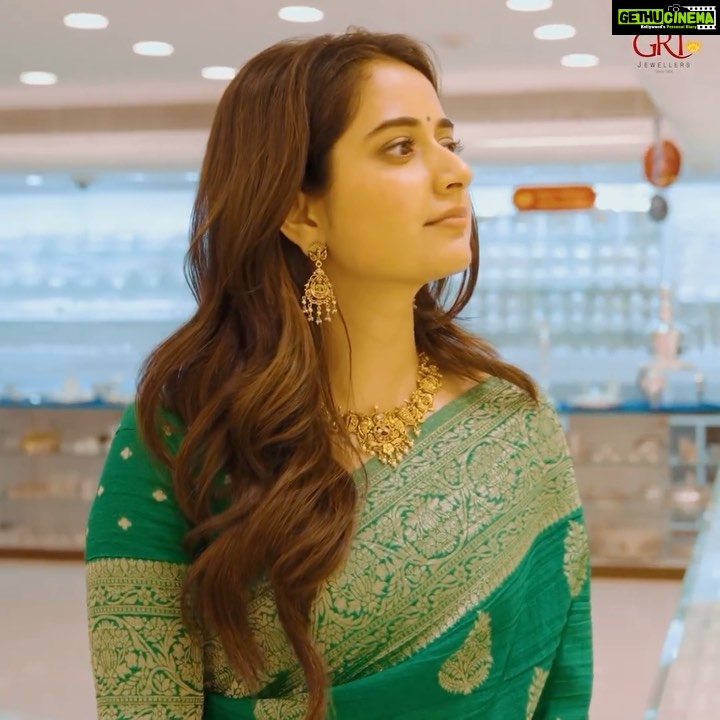 Ashika Ranganath Instagram - Stepping into a world of timeless elegance and sheer beauty at the GRT Jewellers showroom in Malleshwaram in Namma Bengaluru! Known for their exquisite gold, diamond, and platinum jewelry for almost 60 years, I was thrilled to explore their stunning silver collection this time! From delicate jewelry pieces to intricately designed artifacts, and even the most gorgeous cutlery sets, they truly have it all! If you’re a silver lover like me, this place is a dream come true! #grtjewellers #malleshwaram #goldjewellery #platinumjewellery #diamondjewellery #wedding #silverdinnersets #gifting #silverpoojasets #silverarticles #ad