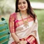 Ashika Ranganath Instagram - Happy Gowri Ganesha 🙌🏻♥️