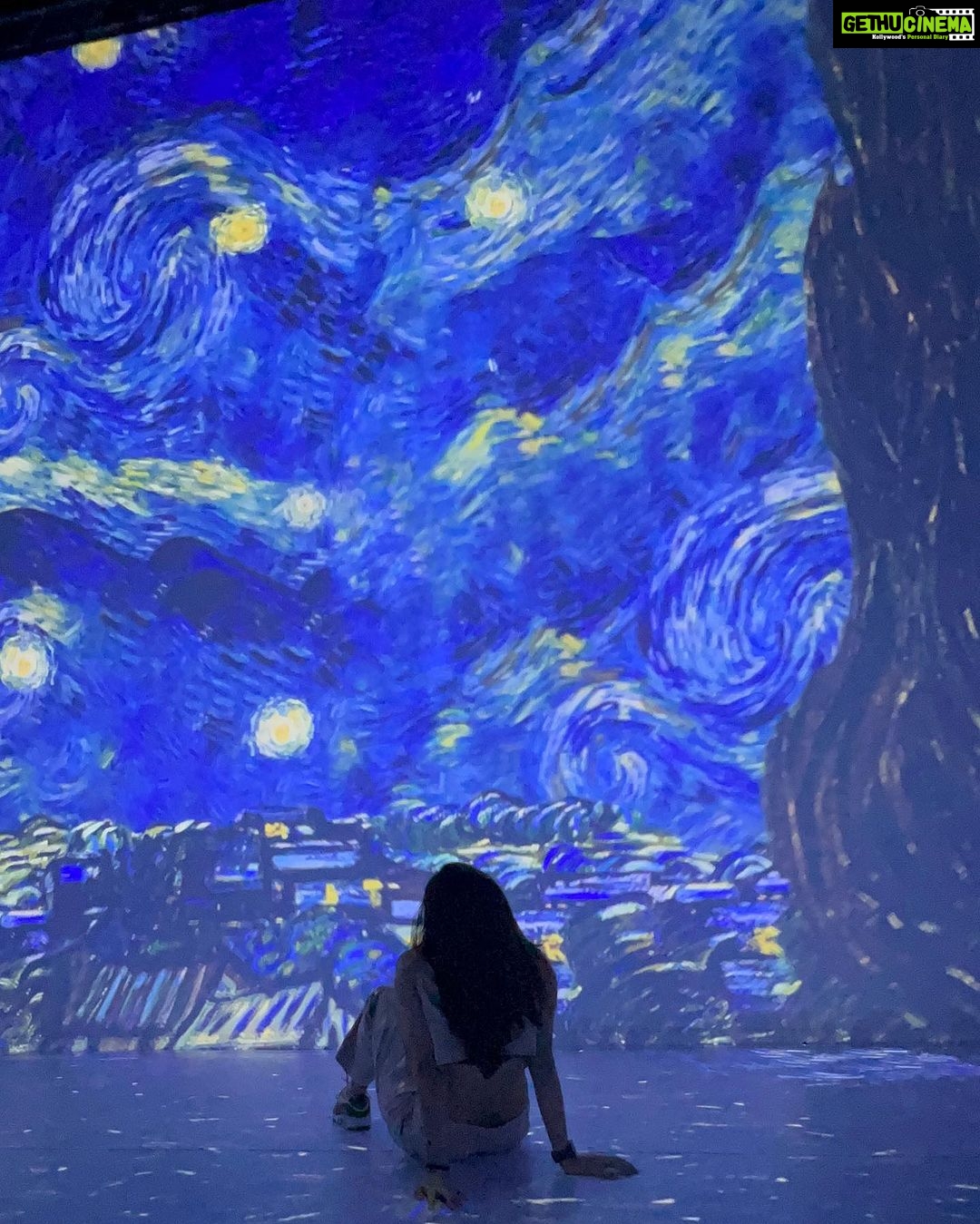 Ashika Ranganath Instagram - Van gogh can go 🖼️