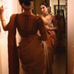 Ashika Ranganath Instagram - For the launch of Joyalukkas Sita Kalyan am collection! Shot by @framesbyvikaskakolu Saree & blouse @samyakksarees Jewellery @joyalukkas Make up @urjapatel_artistry Hair @paramesh_hairstylist
