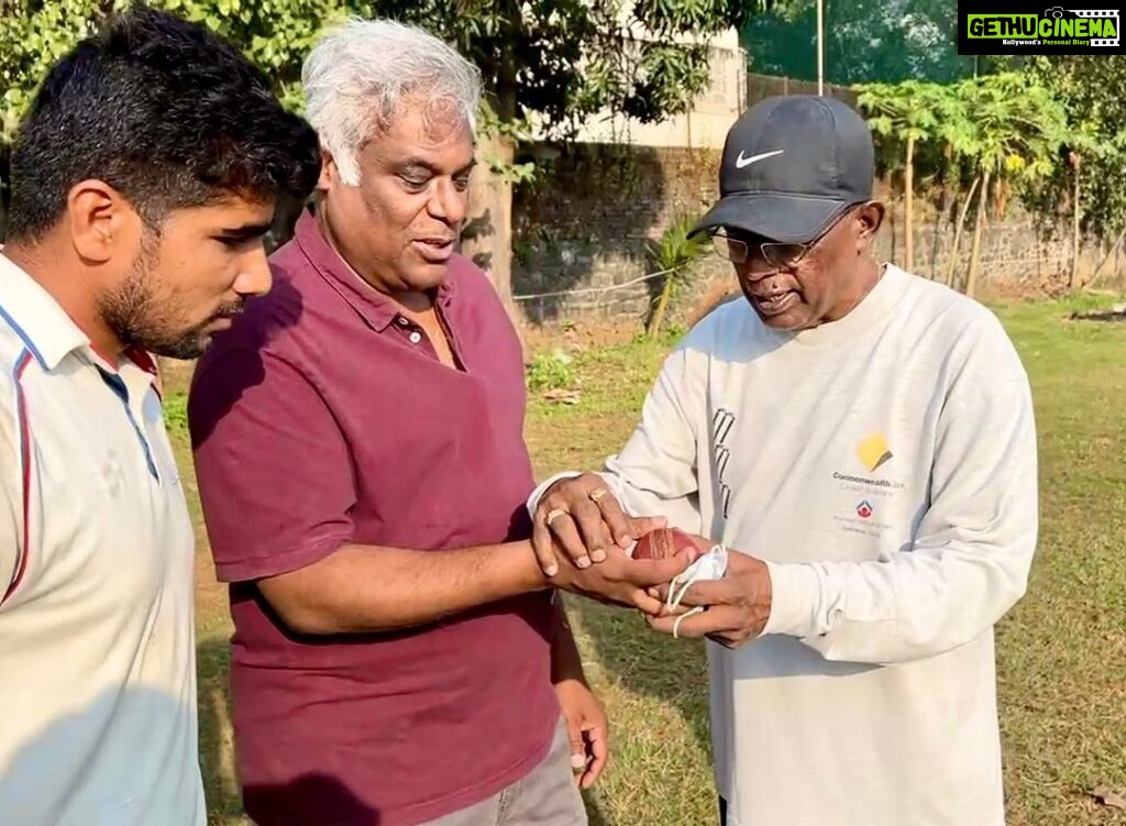 Ashish Vidyarthi Instagram - Each one of us is the product of the teachers who have moulded us. Coach Paradkar is somebody who has sculpted many cricketers... I had the privilege of meeting him while preparing for my role in “Kaun Pravin Tambe?” Naman to each of my teachers who have contributed to my journey... Naman to Coach Vidyadhar Paradkar, the legacy you have created shall continue to inspire millions and live on forever 🙏🏾