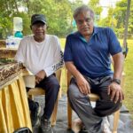 Ashish Vidyarthi Instagram - Each one of us is the product of the teachers who have moulded us. Coach Paradkar is somebody who has sculpted many cricketers... I had the privilege of meeting him while preparing for my role in “Kaun Pravin Tambe?” Naman to each of my teachers who have contributed to my journey... Naman to Coach Vidyadhar Paradkar, the legacy you have created shall continue to inspire millions and live on forever 🙏🏾