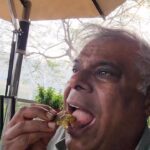 Ashish Vidyarthi Instagram - Maa Banati Thi Aise Methi Ke Parathe 🥹❤️ #paratha #methiparatha #delhi #food #pudinachutney #achaar #westin #reelitfeelit #reelkarofeelkaro #reelsinstagram #ashishvidyarthi #delhifood Delhi