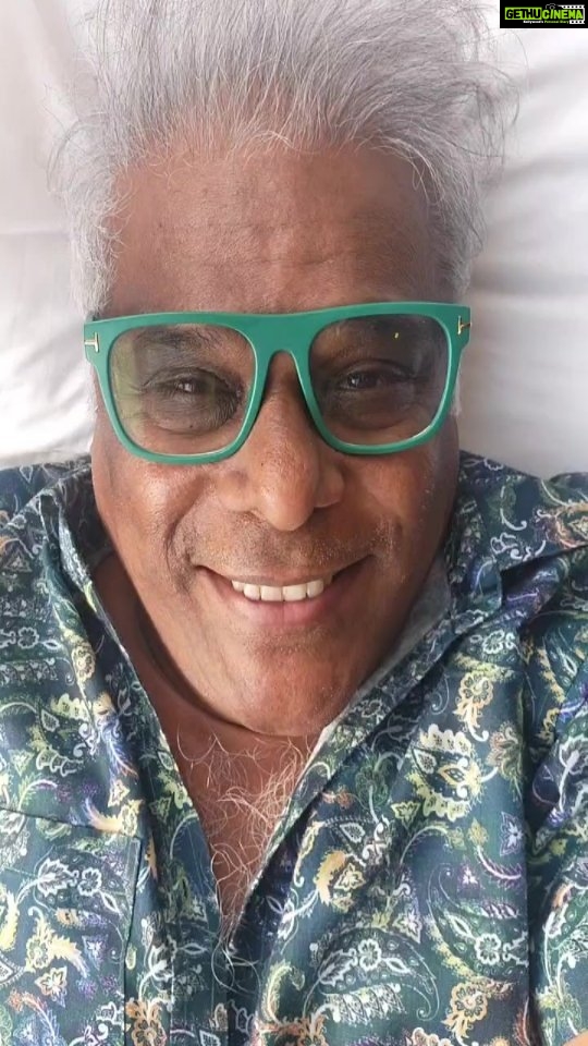 Ashish Vidyarthi Instagram - Lots of love from Edinburgh, Scotland. #FIFTYPLUSZINDAGI #FPZ Edinburgh Scottland