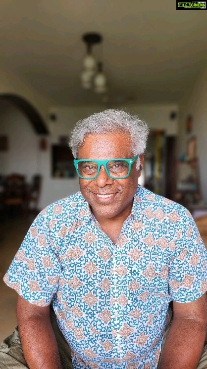 Ashish Vidyarthi Instagram - Have a super Sunday dear friend... Sharing some moments, in shades of green 😁. Alshukran Bandhu Alshukran Zindagi! #reelitfeelit #sundaymornings #weekend #sunday #shades #instareels #love #happiness