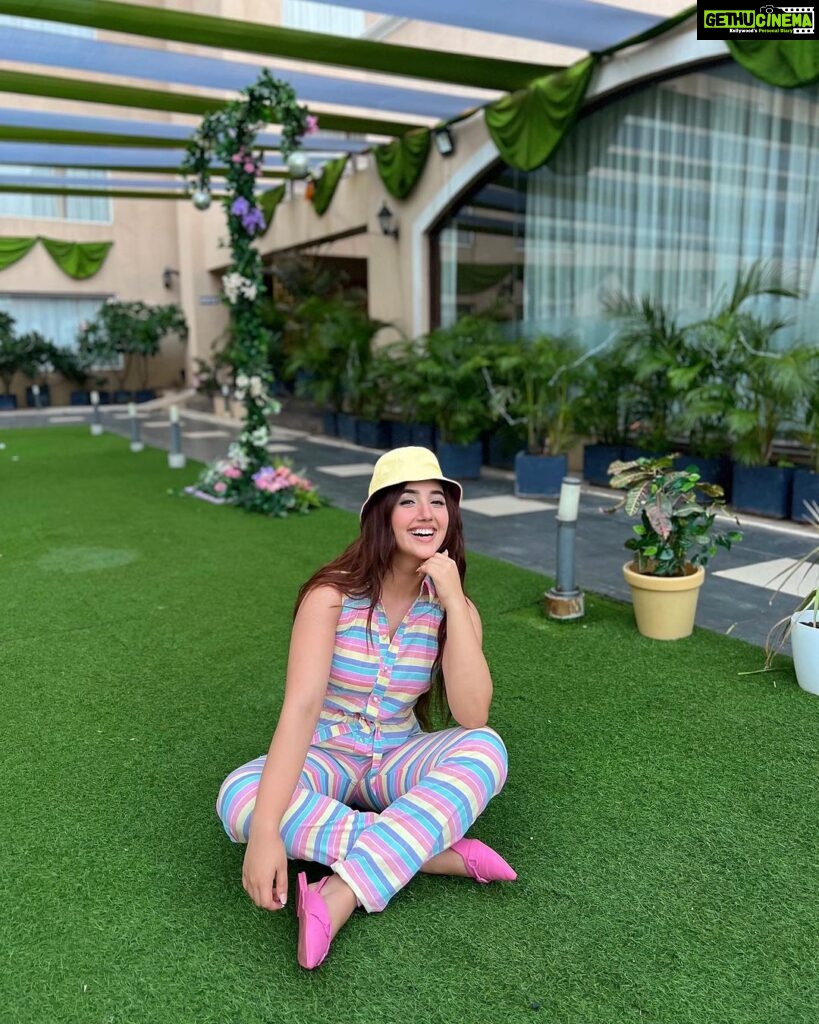Actress Ashnoor Kaur HD Instagram Photos and Wallpapers September 2023 ...