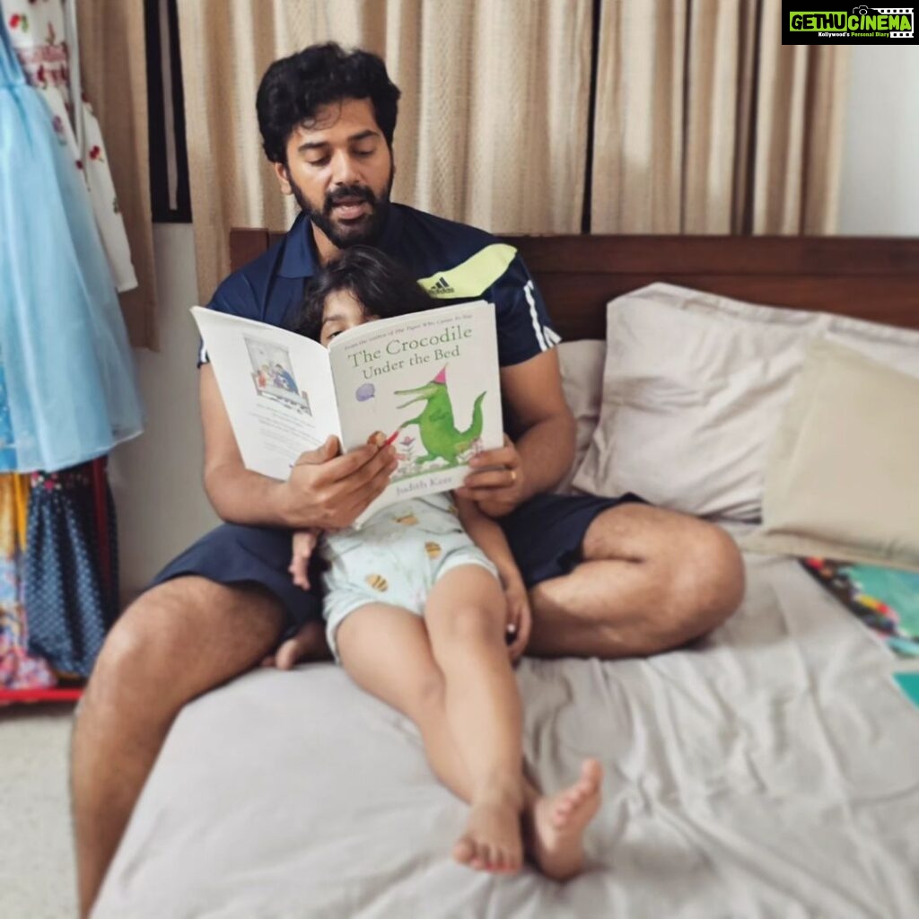 Ashwin Kakumanu Instagram - The best part of the day is story time. Hold on to your little ones. ❤