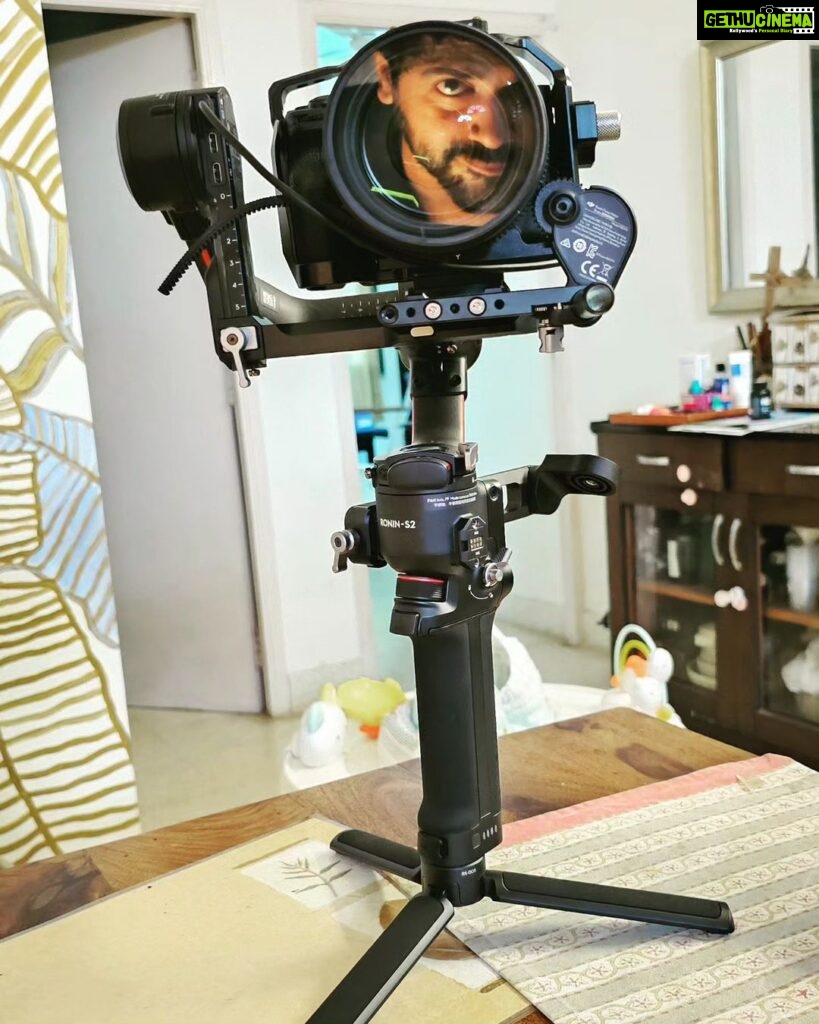 Ashwin Kakumanu Instagram - My wife: why don't you take a nice normal photo of yourself for the gram? It's been a while. Me: sure. #gearhead #photography #videography