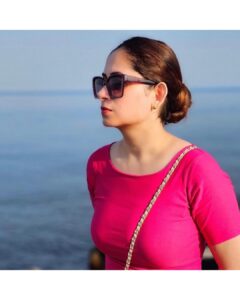 Avantika Khatri Instagram - If you don’t wanna see me with no one else then treat me like there is no one else made for me. 😉💋
.
#KudiAK #AK #LoveInTheTimeOfCasualAffairs #oldsoul #oldschool #advocator #of #selflove #keep #utmost #high #standards #avantika #khattri #filmmaker #mumbai #pune #india #canada #vancouver #takemewhereloveis #bollywoodactress #producer #actress #filmdirector #filmmaker #pictures #celebrity #avantikakhattrilatestpics #avantikakhattri @directors_visions @avantikakhattri