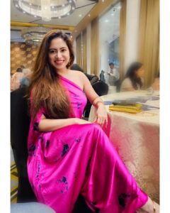 Avantika Khatri Instagram - #AboutLastNight - I know I am hot, but I also know I’m not a full-time hot person. I’m hot when I wanna be. I choose my own hours. I make my own schedule. I do freelance Hotness ! 😂😜💋
.
#KudiAK #AK #advocator #of #selflove #keep #utmost #high #standards #avantika #khattri #filmmaker #mumbai #pune #india #events #parties #nightouts #livinginthemoment #takemewhereloveis #bollywoodactress #producer #actress #filmdirector #filmmaker #pictures #celebrity #avantikakhattrilatestpics #avantikakhattri @directors_visions @avantikakhattri