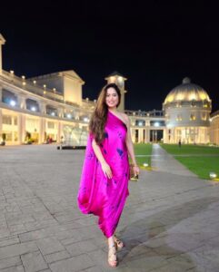 Avantika Khatri Instagram - #AboutLastNight - I know I am hot, but I also know I’m not a full-time hot person. I’m hot when I wanna be. I choose my own hours. I make my own schedule. I do freelance Hotness ! 😂😜💋
.
#KudiAK #AK #advocator #of #selflove #keep #utmost #high #standards #avantika #khattri #filmmaker #mumbai #pune #india #events #parties #nightouts #livinginthemoment #takemewhereloveis #bollywoodactress #producer #actress #filmdirector #filmmaker #pictures #celebrity #avantikakhattrilatestpics #avantikakhattri @directors_visions @avantikakhattri