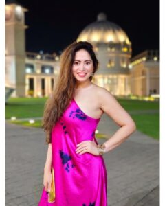 Avantika Khatri Instagram - #AboutLastNight - I know I am hot, but I also know I’m not a full-time hot person. I’m hot when I wanna be. I choose my own hours. I make my own schedule. I do freelance Hotness ! 😂😜💋
.
#KudiAK #AK #advocator #of #selflove #keep #utmost #high #standards #avantika #khattri #filmmaker #mumbai #pune #india #events #parties #nightouts #livinginthemoment #takemewhereloveis #bollywoodactress #producer #actress #filmdirector #filmmaker #pictures #celebrity #avantikakhattrilatestpics #avantikakhattri @directors_visions @avantikakhattri
