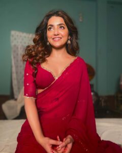 Avantika Mishra Instagram - MAYA is all yours from today!❤️

#Athidhi @disneyplushotstar @disneyplushstel