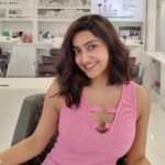 Avantika Mishra Instagram - My year of saying YES to everything. Hello, new hair! ✂️ 😄 Thank you @georgeschalhoub_hair @maneasalon for making the entire process such fun 🤗