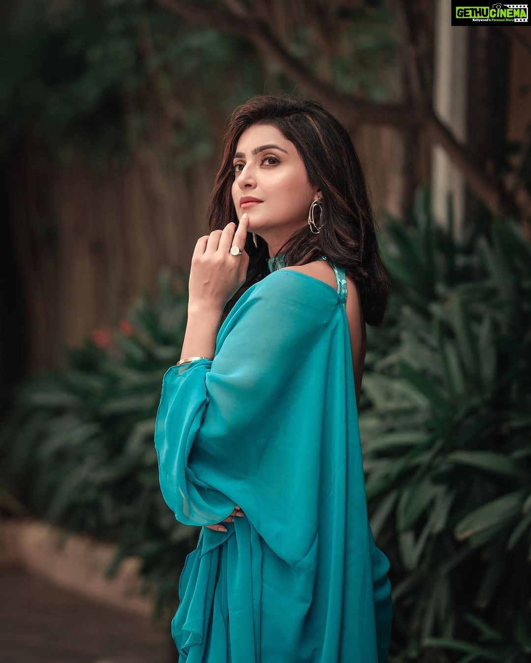 Avantika Mishra - 33K Likes - It was a beautiful bright day, and a sky so blue you could drown in it. 💙
Wearing @knotweddinghouse
Jewellery @arikatelier
Shot by @ms_fotography_official