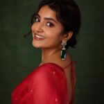 Avantika Mishra Instagram - Manas ekam, vachas ekam, karmanyekam, mahatmanam. 💫 Styling @priyankaarik Photography @pranav.foto Saree @_deepthee_ Jewellery @arikatelier Makeup @sanjumakeupartistry Hair @aishu_makeup_hairstyle