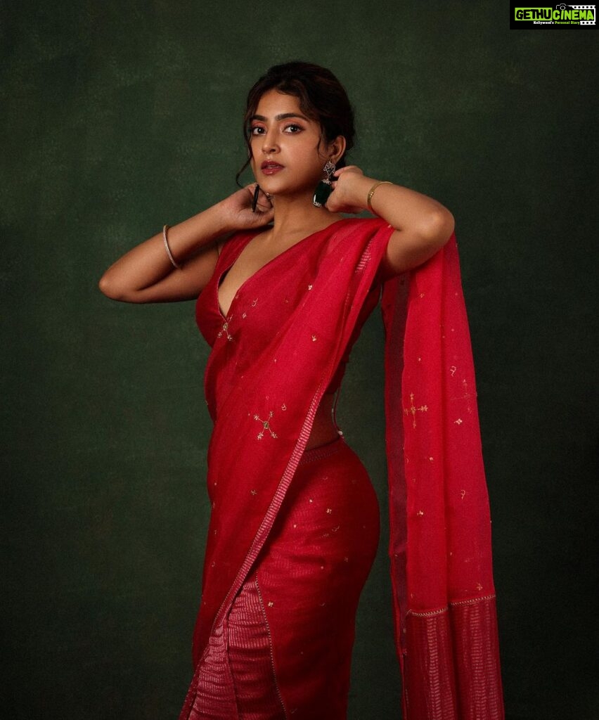 Avantika Mishra Instagram - For #Athidhi Promotions 🫶🏻 Styling @priyankaarik Photography @pranav.foto Saree @_deepthee_ Jewellery @arikatelier Makeup @sanjumakeupartistry Hair @aishu_makeup_hairstyle